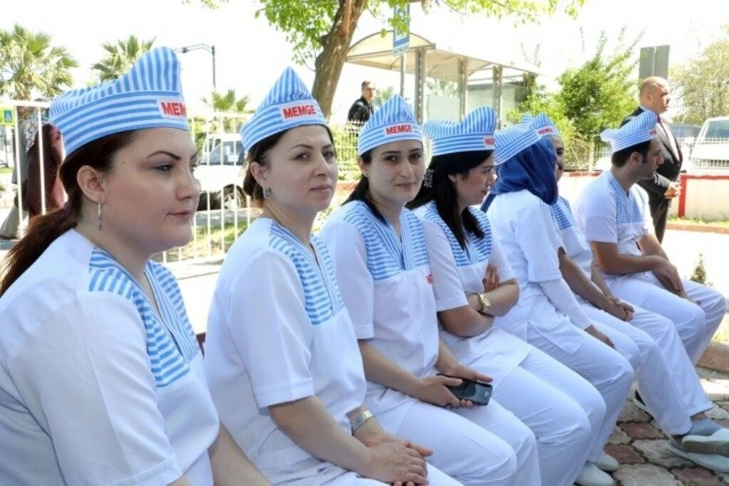 BAŞKAN TOK: GENÇLERE İSTİHDAM SAĞLAMAYA DEVAM EDECEĞİZ - Resim 4