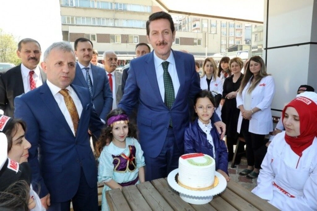 BAŞKAN TOK: GENÇLERE İSTİHDAM SAĞLAMAYA DEVAM EDECEĞİZ - Resim 7