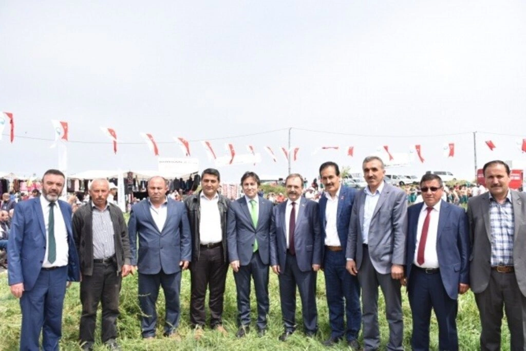 Yakakent'te Geleneksel 4. Hıdırellez Şenlikleri ve Karakucak Güreşleri - Resim 18