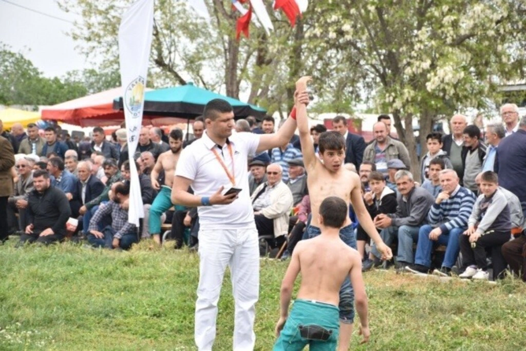Yakakent'te Geleneksel 4. Hıdırellez Şenlikleri ve Karakucak Güreşleri - Resim 30