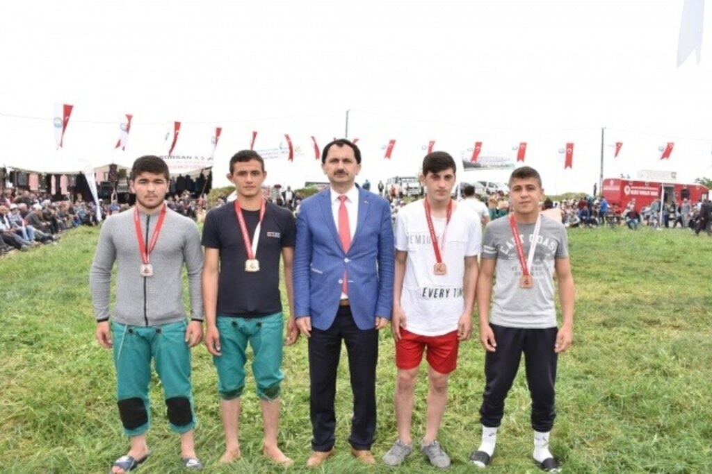 Yakakent'te Geleneksel 4. Hıdırellez Şenlikleri ve Karakucak Güreşleri - Resim 63