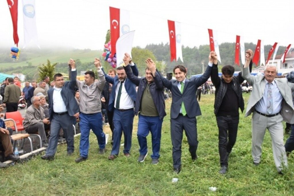 Yakakent'te Geleneksel 4. Hıdırellez Şenlikleri ve Karakucak Güreşleri - Resim 76