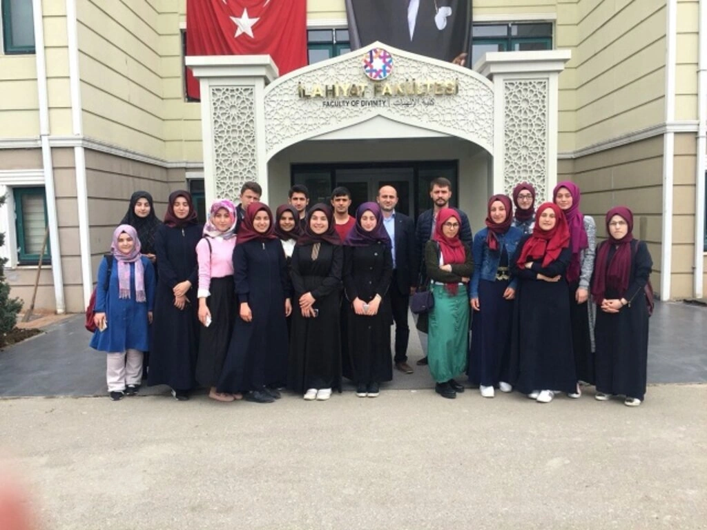 SAMSUN GENÇ MEMUR-SEN GSB LİSEDEN ÜNİVERSİTEYE DOĞRU TERCİH PROJESİ - Resim 31