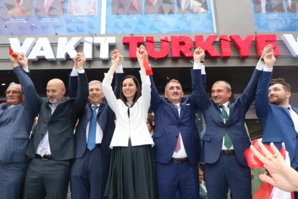 AK Parti Samsun Seçim Koordinasyon Merkezi Açıldı - Resim 2