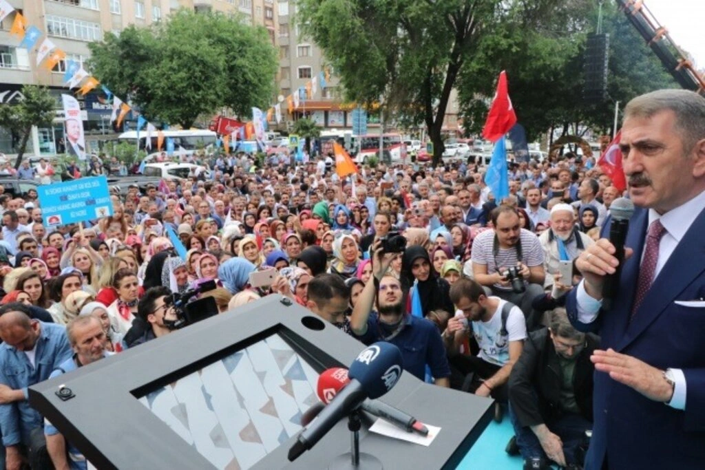 AK Parti Samsun Seçim Koordinasyon Merkezi Açıldı - Resim 5