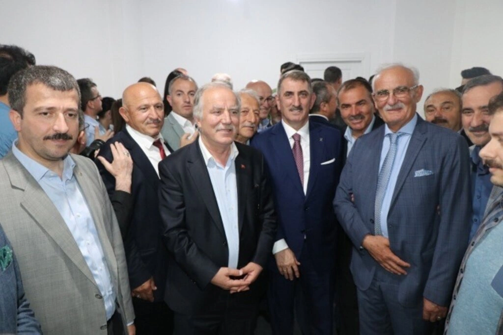 AK Parti Samsun Seçim Koordinasyon Merkezi Açıldı - Resim 7