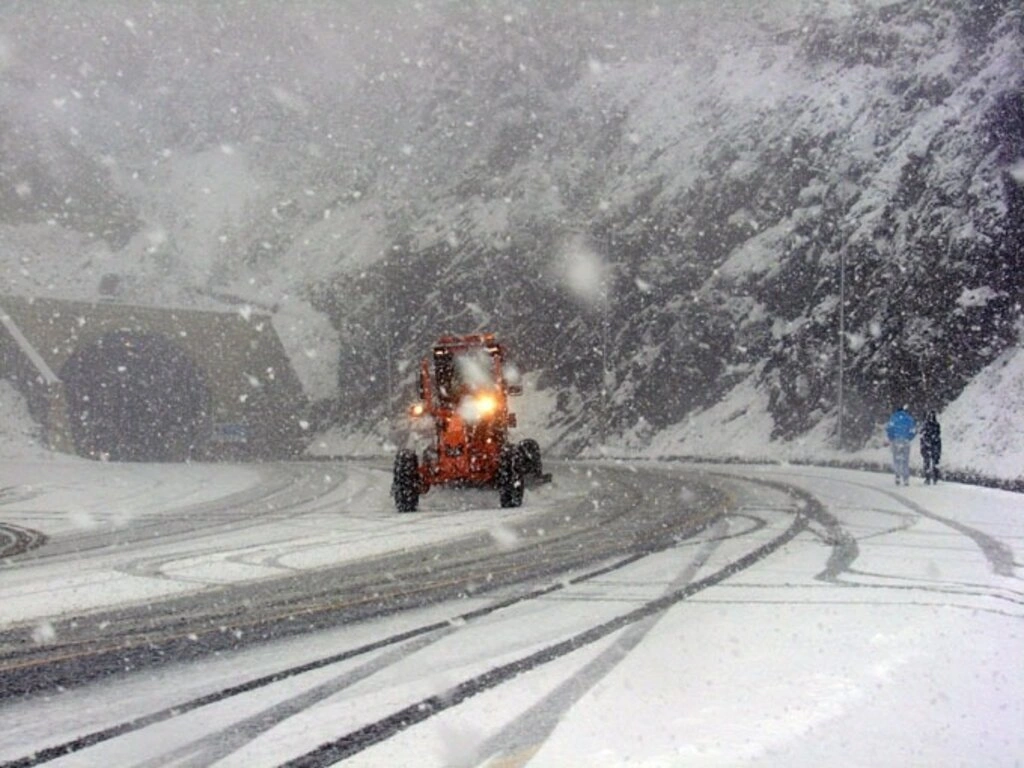Karadeniz'den kar manzaraları , Zigana yine geçit veriyor... - Resim 2