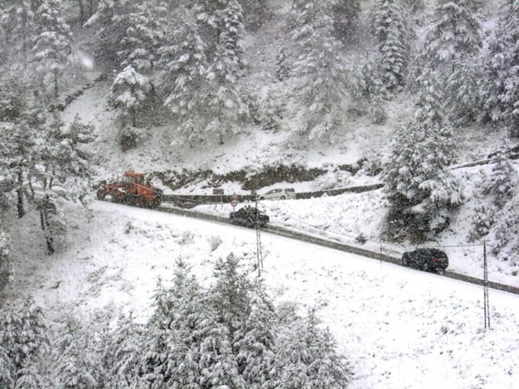 Karadeniz'den kar manzaraları , Zigana yine geçit veriyor... - Resim 8