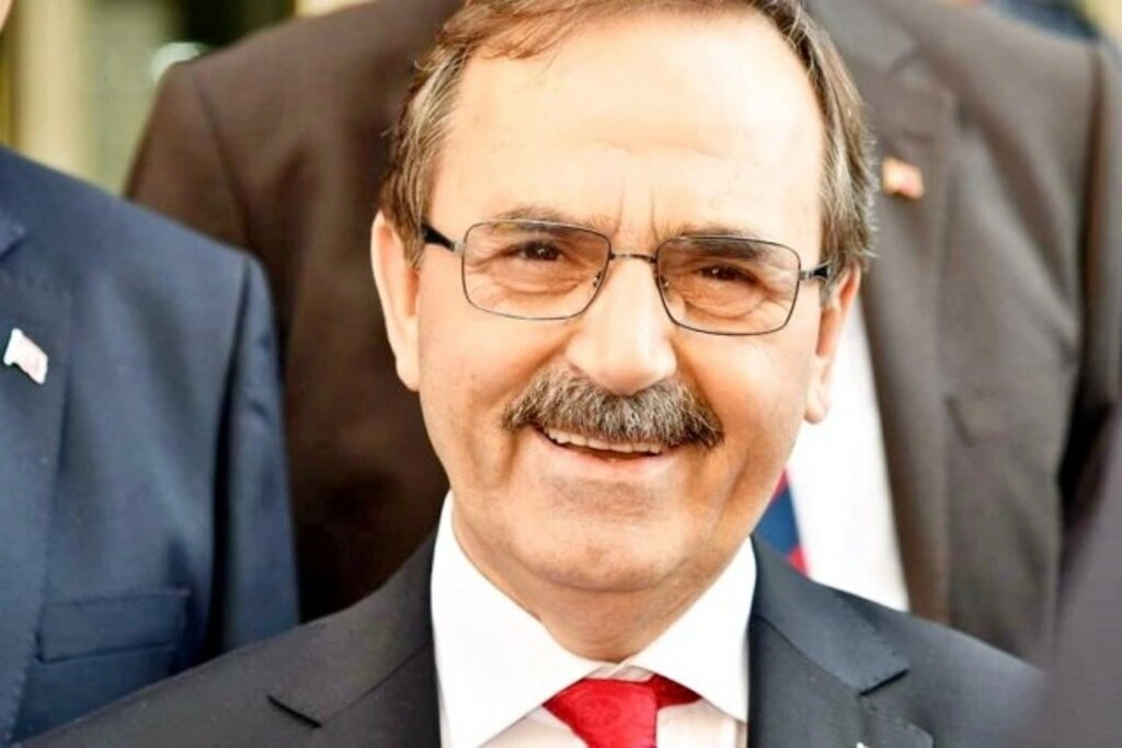 BAFRA LİSESİ MEZUNLARI BAFRA’DA BULUŞTU - Resim 6