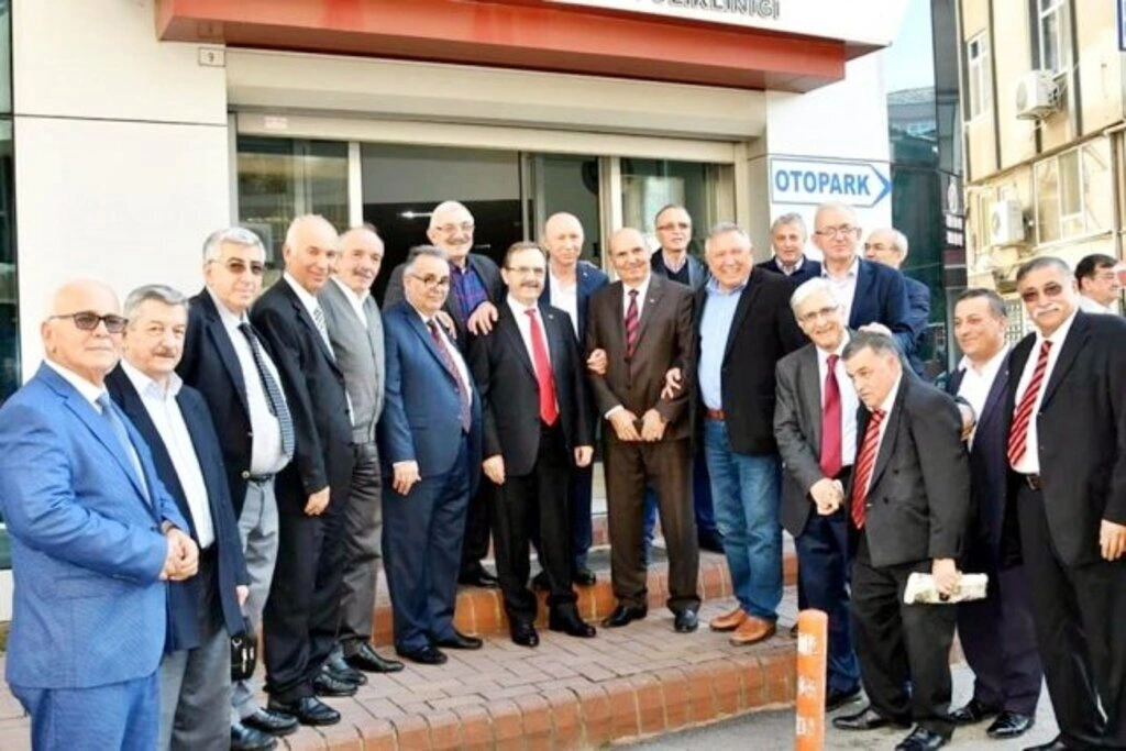 BAFRA LİSESİ MEZUNLARI BAFRA’DA BULUŞTU - Resim 8