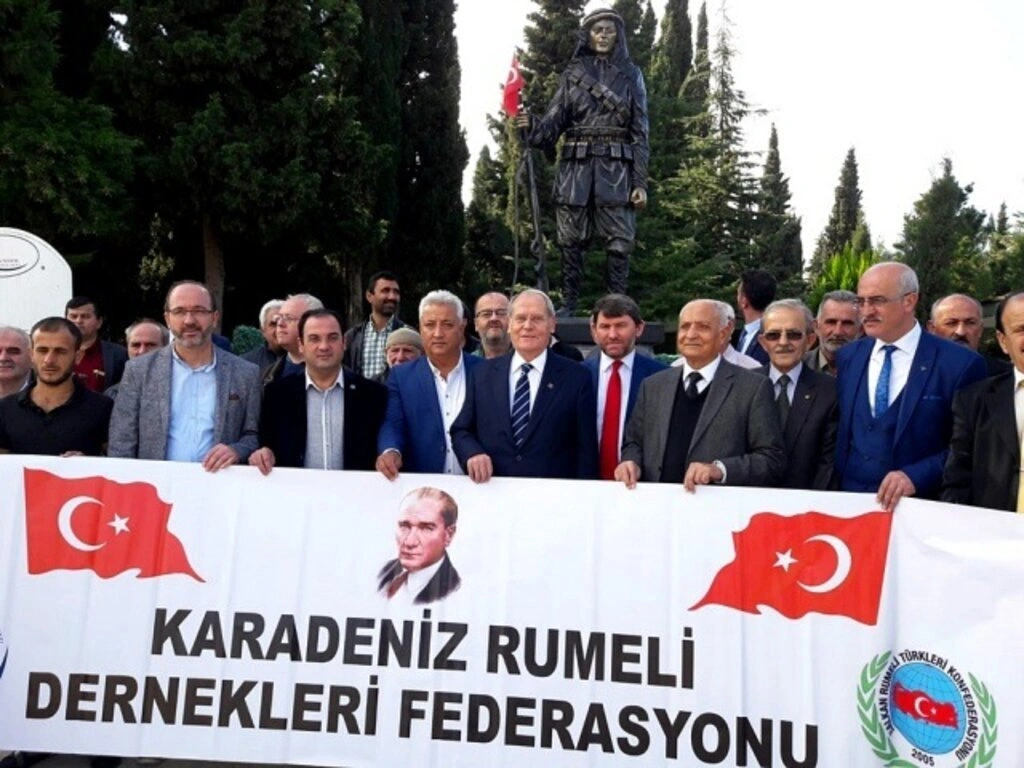 RUMELİ DERNEKLERİNDEN PATRİK TEPKİSİ - Resim 12