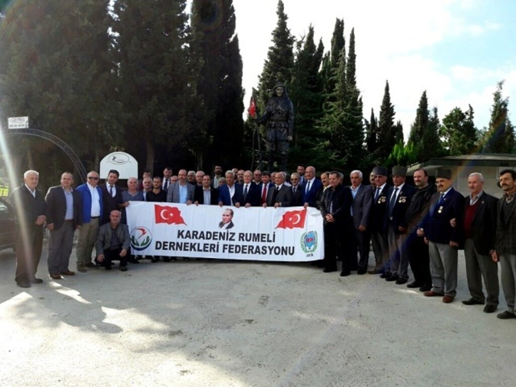 RUMELİ DERNEKLERİNDEN PATRİK TEPKİSİ - Resim 17