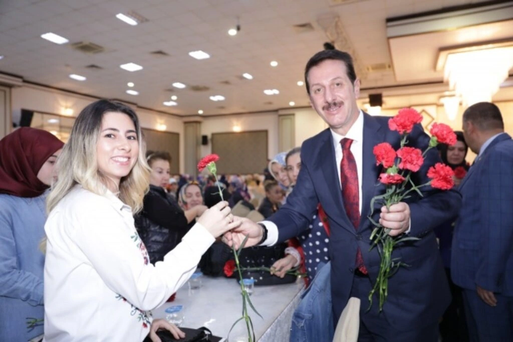 ERDOĞAN TOK: GENELDEN YERELE AK PARTİ İLE KADINLAR HEP İLK SIRADA - Resim 4