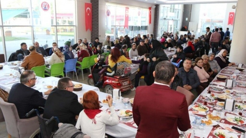 BAŞKAN HAMİT KILIÇ: HEPİMİZ BİRER ENGELLİ ADAYIYIZ - Resim 3