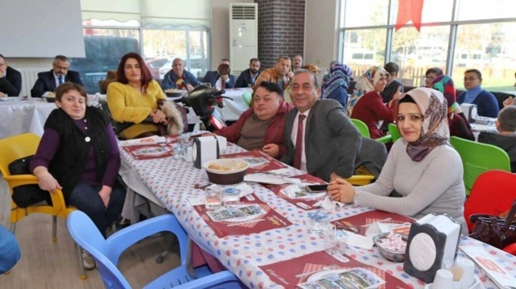 BAŞKAN HAMİT KILIÇ: HEPİMİZ BİRER ENGELLİ ADAYIYIZ - Resim 10
