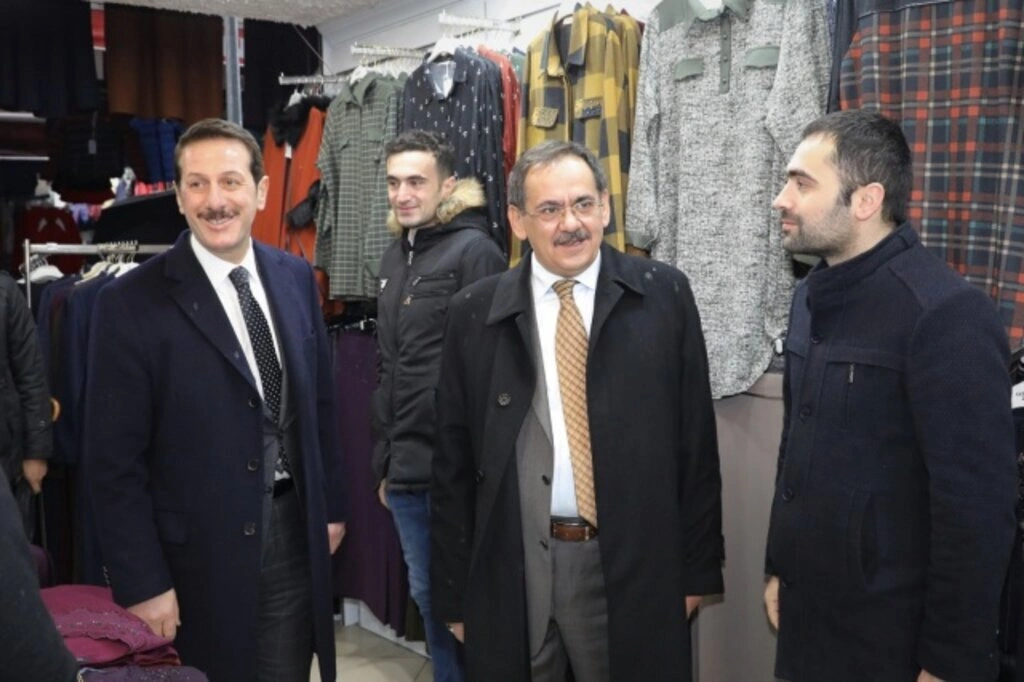 DEMİR VE TOK ESNAFLA BULUŞTU - Resim 17