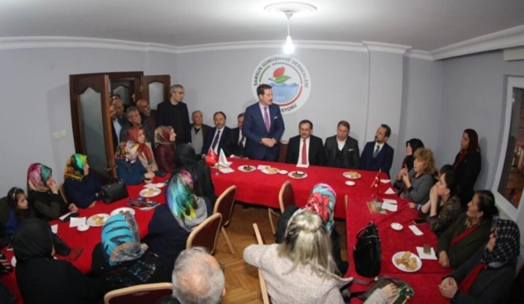 DEMİR VE TOK ESNAFLA BULUŞTU - Resim 26