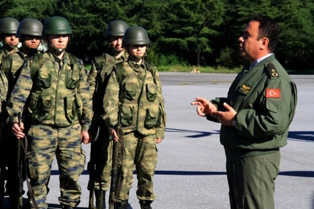 Sağlıkçı askerlere helikoptere hasta sevki dersi - Resim 9