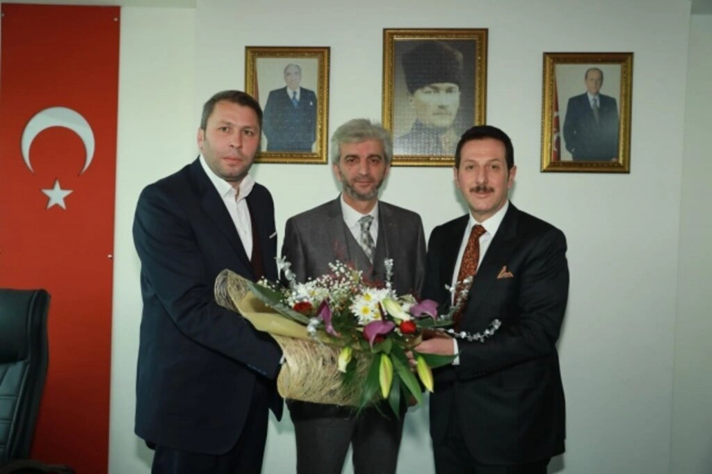 İlkadım Belediye Başkanı Erdoğan Tok, Samsun Milliyetçi Hareket Partisi(MHP) teşkilatlarına ziyaret yaptı - Resim 8
