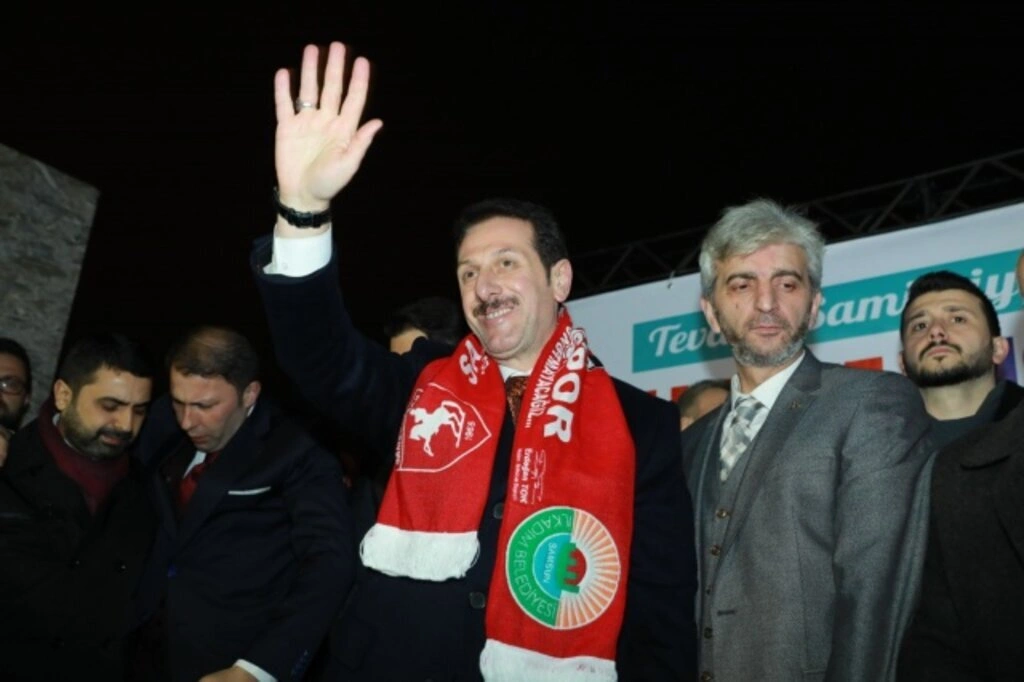 İLKADIM’DA CUMHUR’UN GÖVDE GÖSTERİSİ - Resim 8