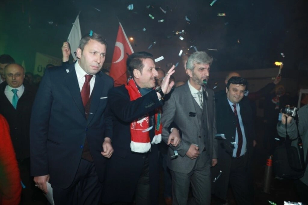 İLKADIM’DA CUMHUR’UN GÖVDE GÖSTERİSİ - Resim 11