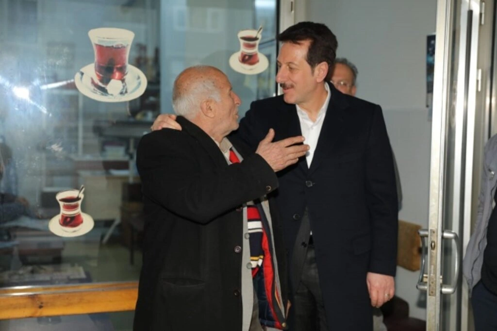BAŞKAN ERDOĞAN TOK’TAN ESNAFA GÖNÜL ZİYARETİ - Resim 13