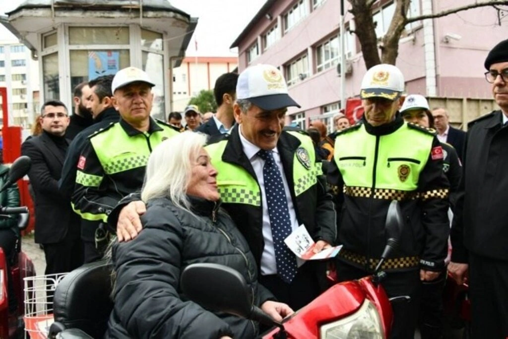 Öncelik Hayatın, Öncelik Yayanın - Resim 9