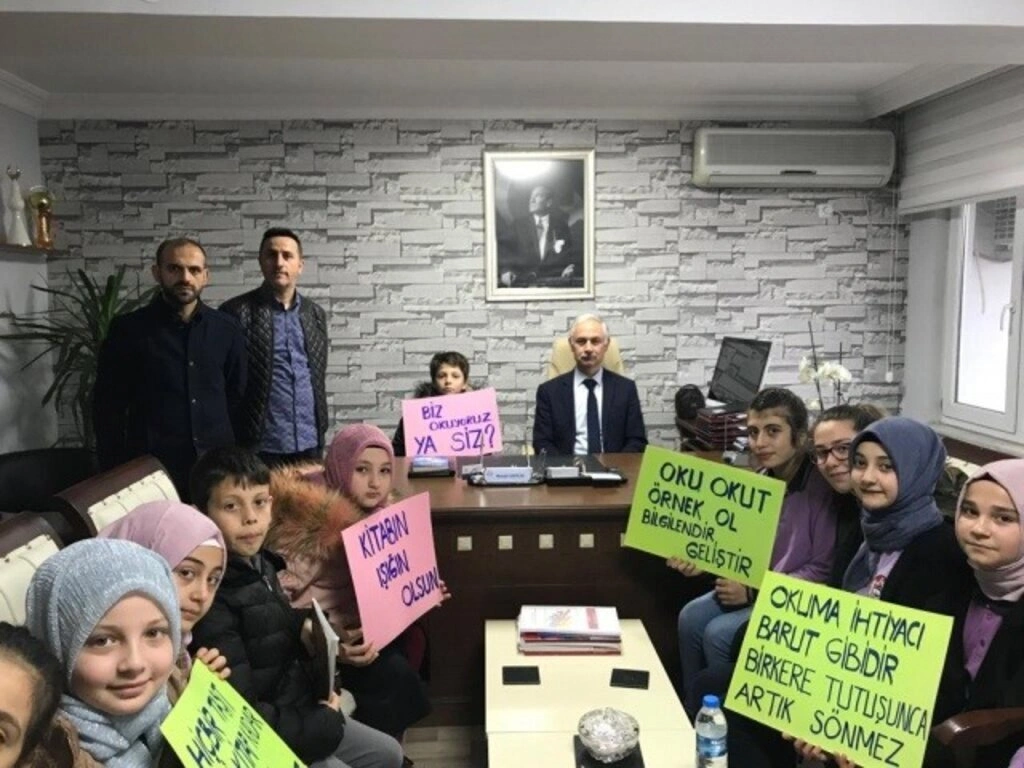 CANİK OKUYOR! - Resim 11