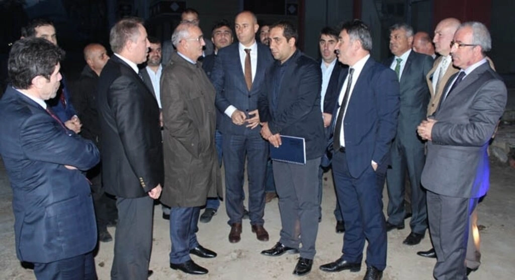 Başkan Yusuf Ziya Yılmaz Tekkeköy'de  - Resim 3
