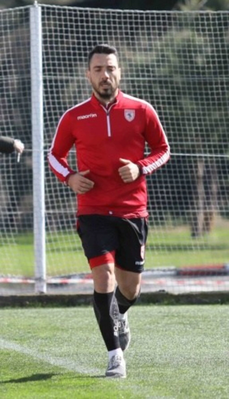 Yılmaz Özeren oğlu ile birlikte top oynadı - Resim 1