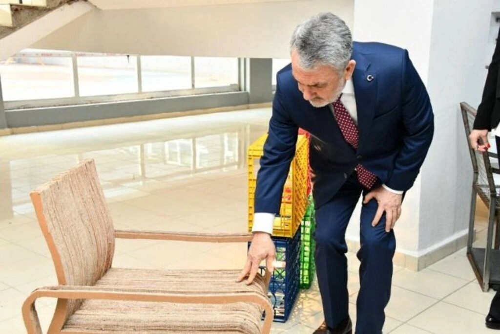 Mimarlık Fakültesi Öğrenci Projeleri Sergisi Açıldı - Resim 3