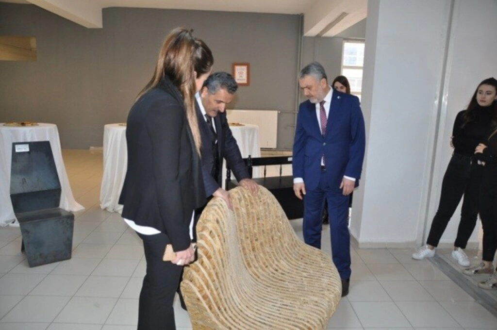 Mimarlık Fakültesi Öğrenci Projeleri Sergisi Açıldı - Resim 15