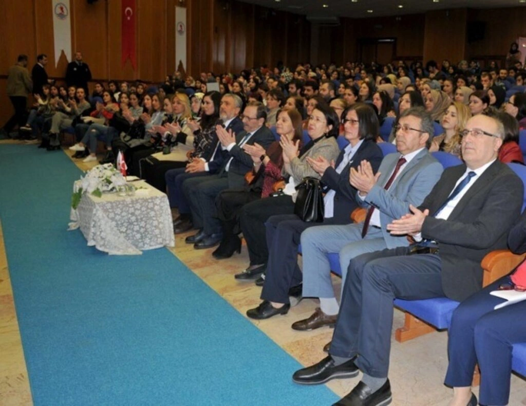 Ondokuz Mayıs Üniversitesi'nde 8 Mart Dünya Kadınlar Günü kutlaması - Resim 9