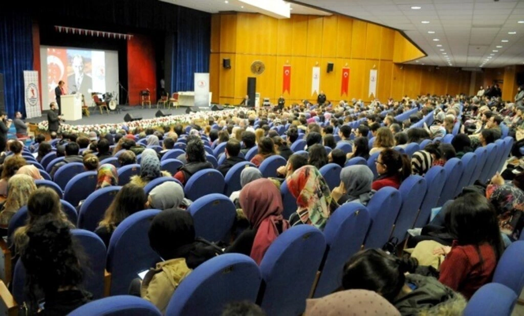 Ondokuz Mayıs Üniversitesi'nde 8 Mart Dünya Kadınlar Günü kutlaması - Resim 16