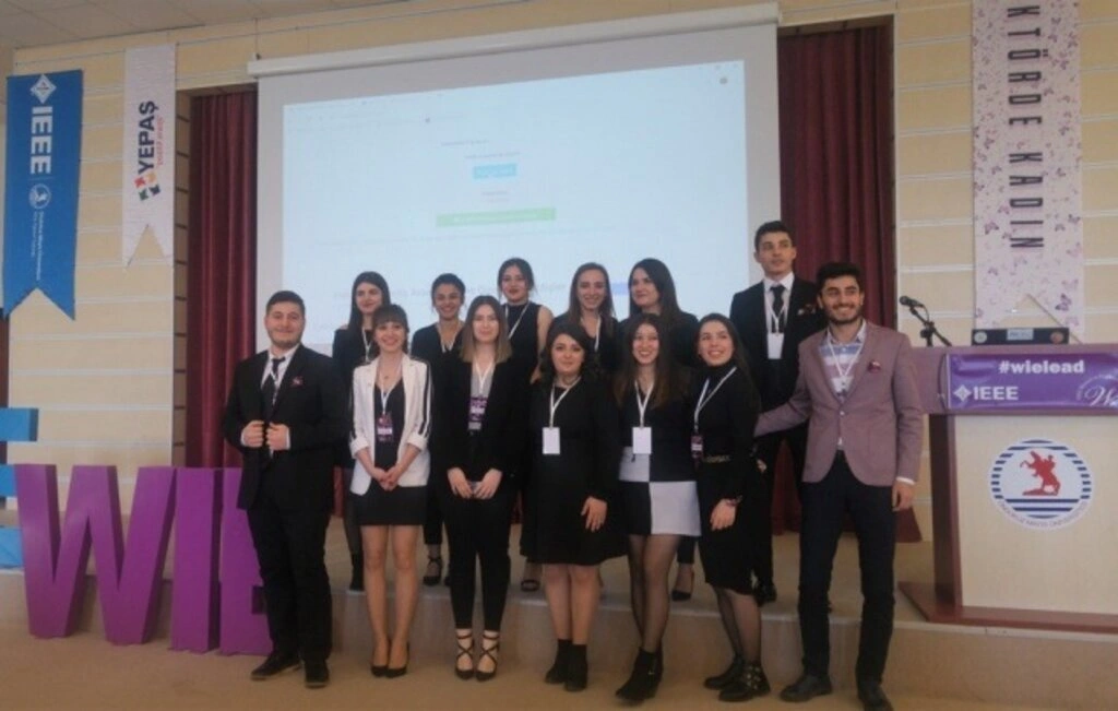 Hayata Alın Terini Katan Sektördeki Kadınlar - Resim 11