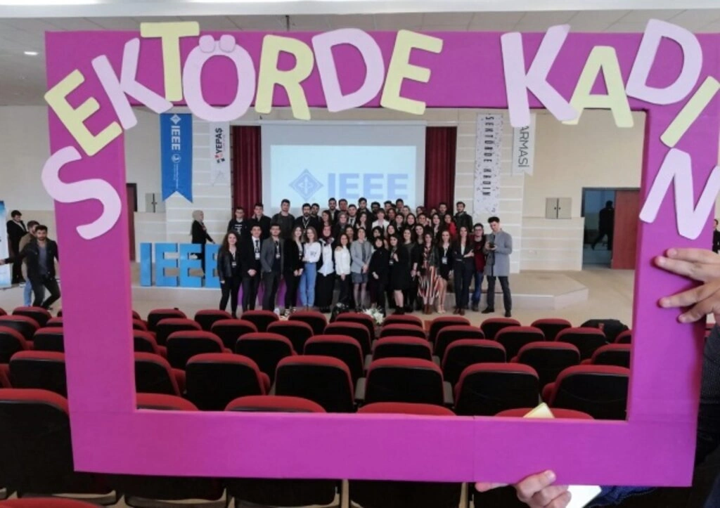 Hayata Alın Terini Katan Sektördeki Kadınlar - Resim 14