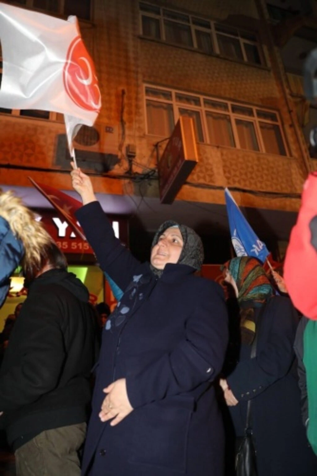 Cedit tamam hız kesmeden yola devam - Resim 7
