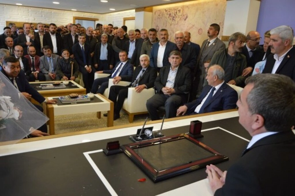 Havza Belediyesi'nde devir teslim töreni - Resim 3