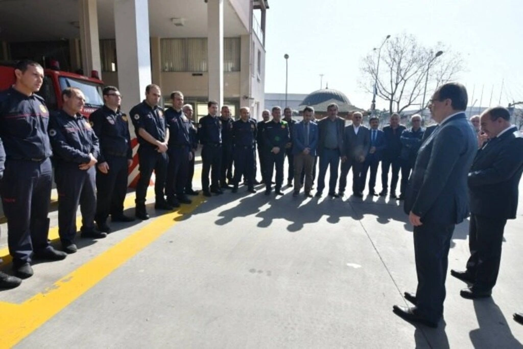 Başkan Zihni Şahin'den tüm personele veda - Resim 5