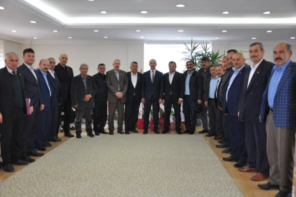 Termeli Muhtarlardan Başkan Kılıç’a hayırlı olsun ziyareti - Resim 2