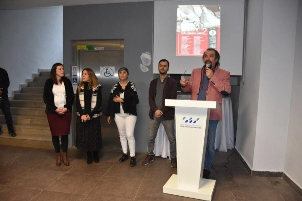 Seramik Cam Bölümü öğrencileri hünerlerini sergiledi - Resim 2