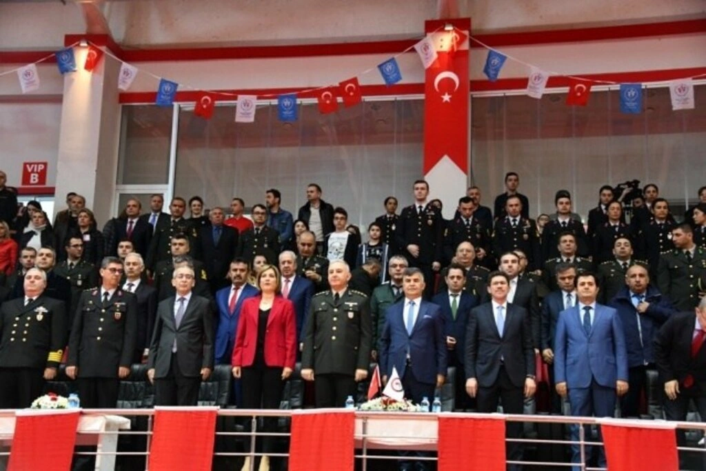 23 Nisan Ulusal Egemenlik ve Çocuk Bayramı Samsun'da Coşkuyla Kutlandı - Resim 1