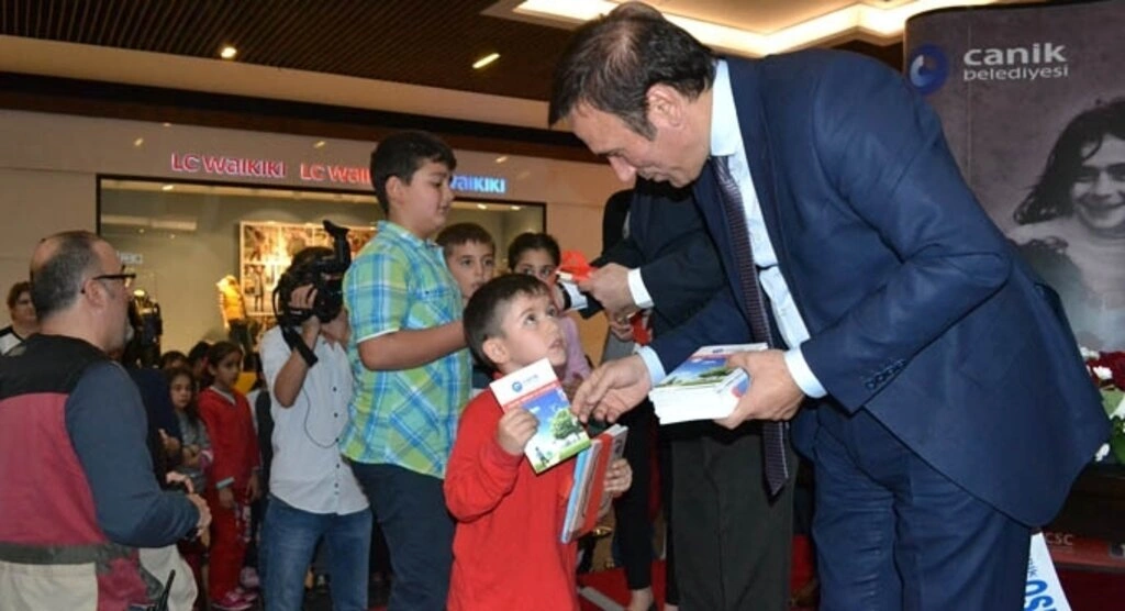 2015 Yılında 2015 Mutlu Çocuk Projesi - Resim 12