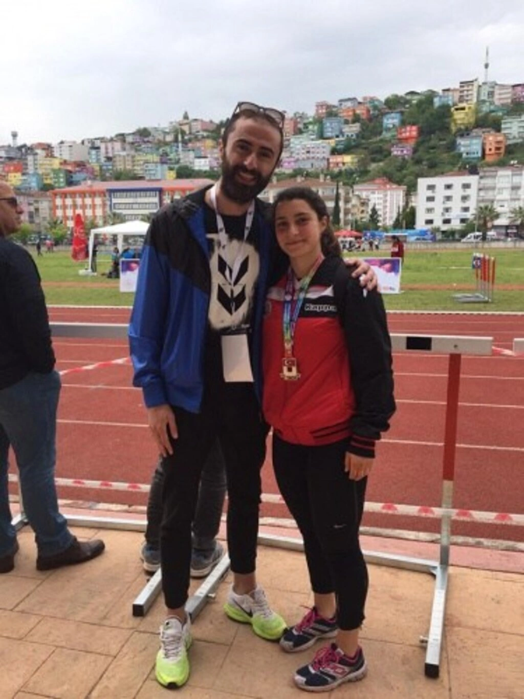 OMÜ Atletizm Takımı Başarılarını Madalyalarla Taçlandırdı - Resim 1