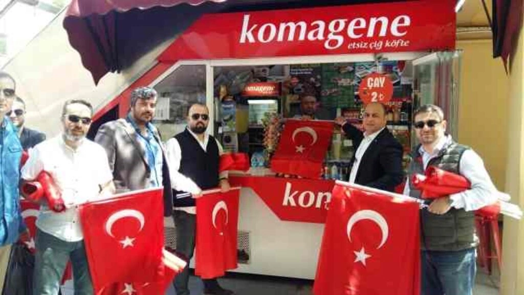SAMGİAD ve TÜGİK ailesi 1919 adet Türk Bayrağı Dağıttı - Resim 5