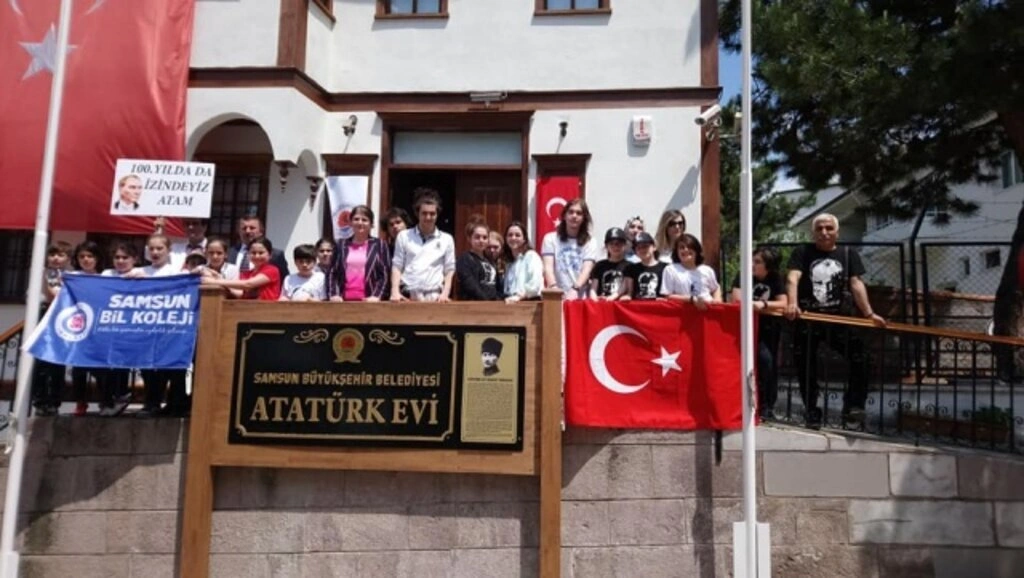 SAMSUN BİL KOLEJİ ÖĞRENCİLERİ KURTULUŞ YOLUNDAN HAVZA'YA GİTTİLER - Resim 2