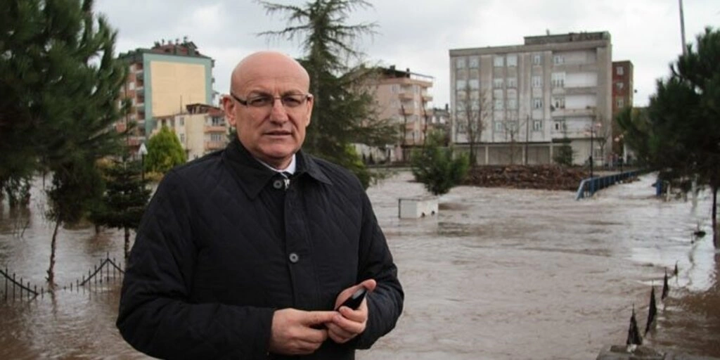 Samsun'da sağanak yağış hayatı olumsuz etkiledi, dereler taştı, su baskınları meydana geldi - Resim 15