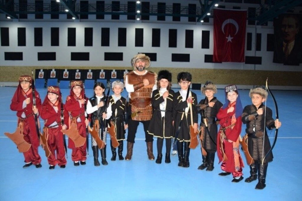 Geleneksel Türk Okçuluğu Yarışması Samsun'da Yapıldı - Resim 3