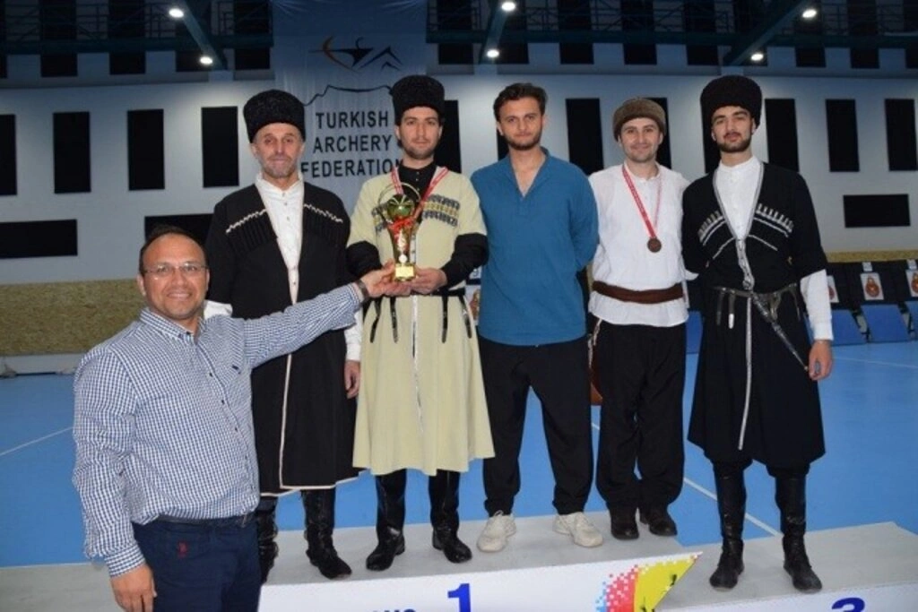 Geleneksel Türk Okçuluğu Yarışması Samsun'da Yapıldı - Resim 4