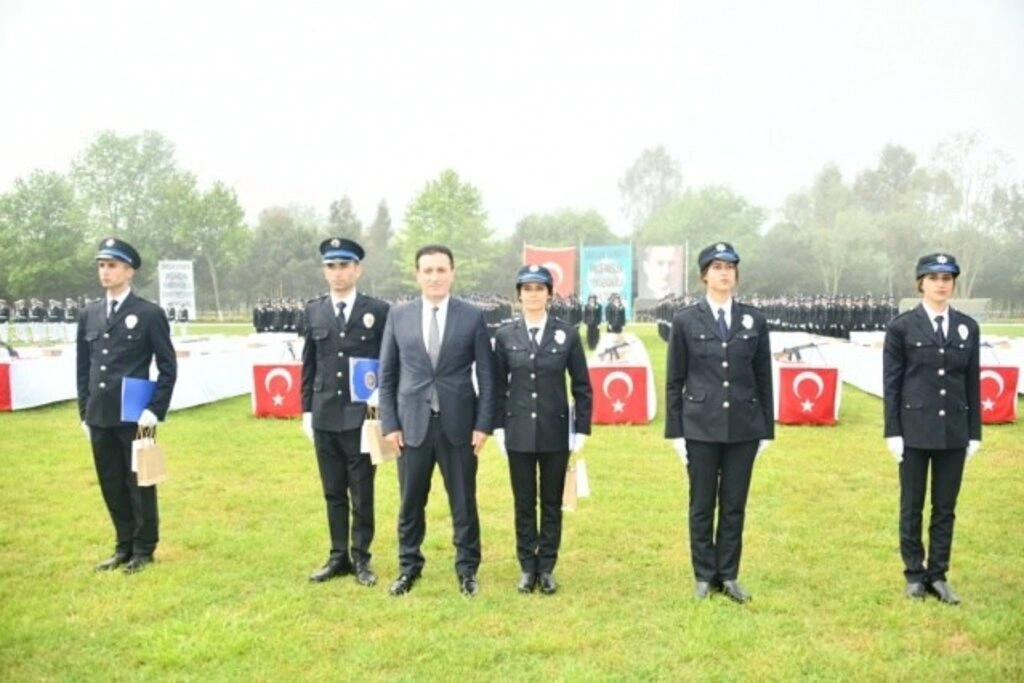 19 Mayıs Polis Meslek Yüksekokulu 17. Dönem'de 343 Genç Polis Mezun Etti - Resim 11